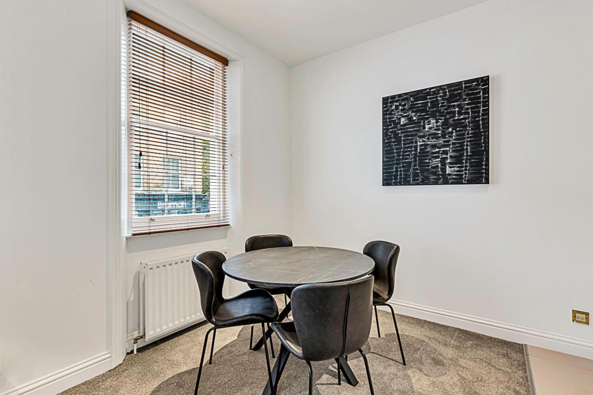 A One-bedroom Situated In Appartamento *