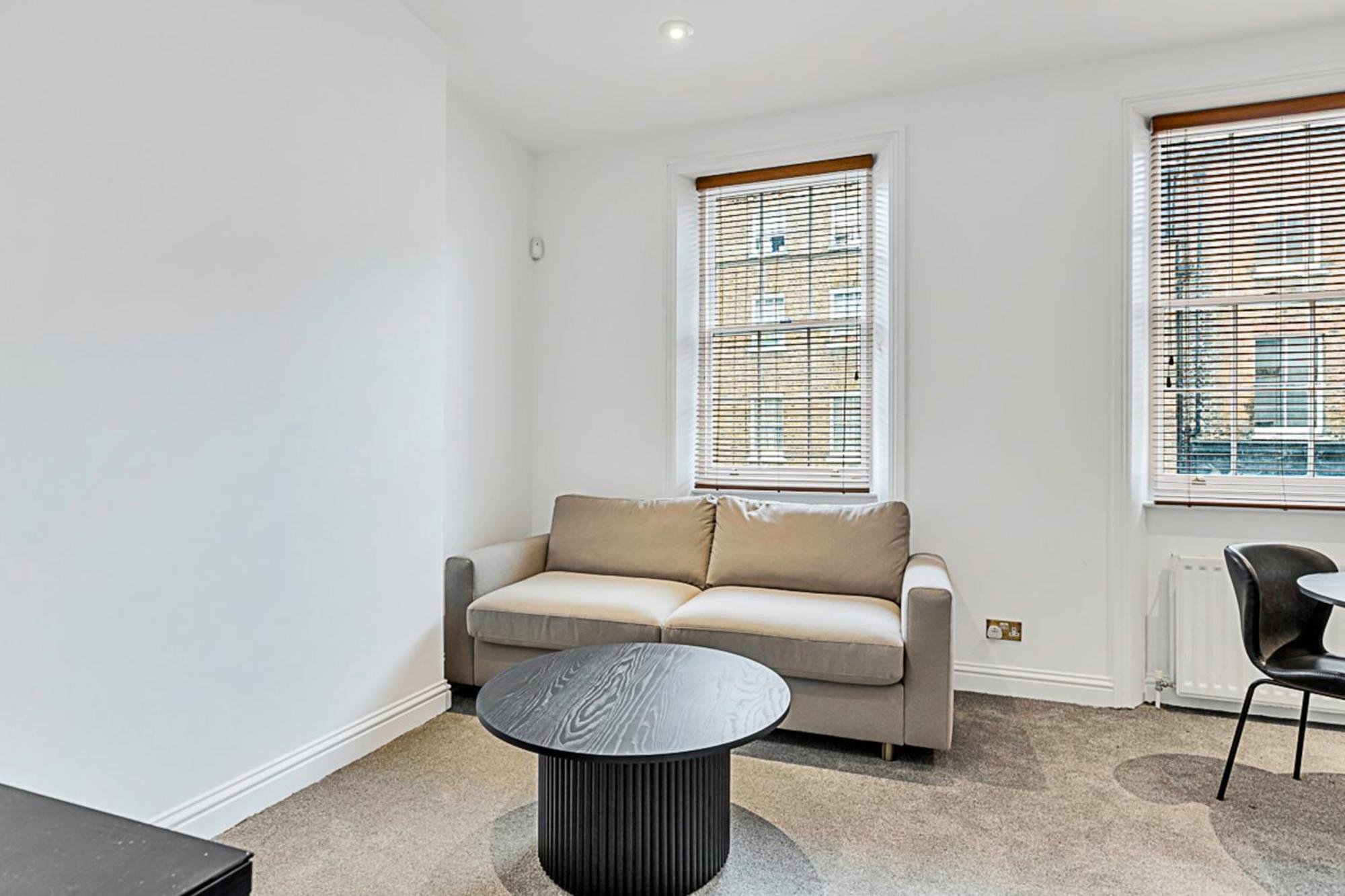 A One-bedroom Situated In Londra