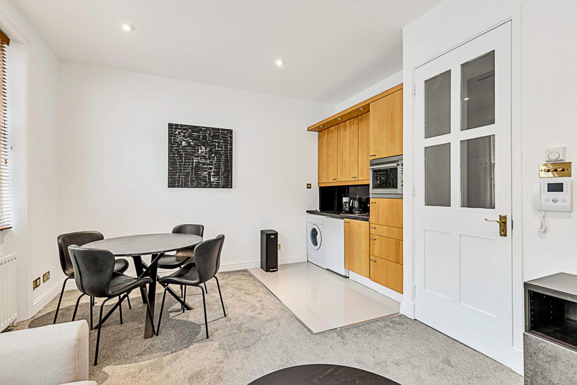 A One-bedroom Situated In Londra